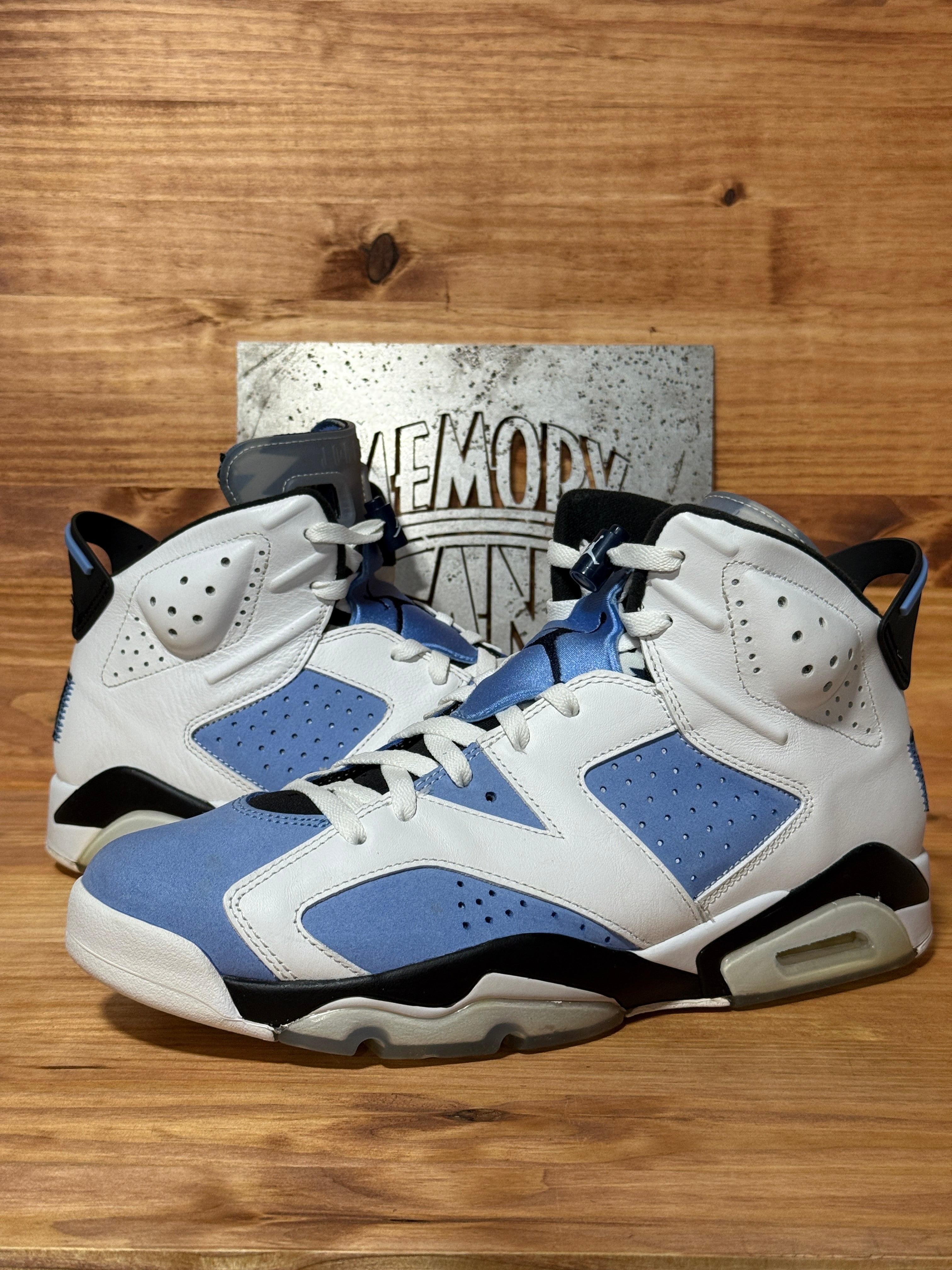 Jordan 6 Retro UNC White
