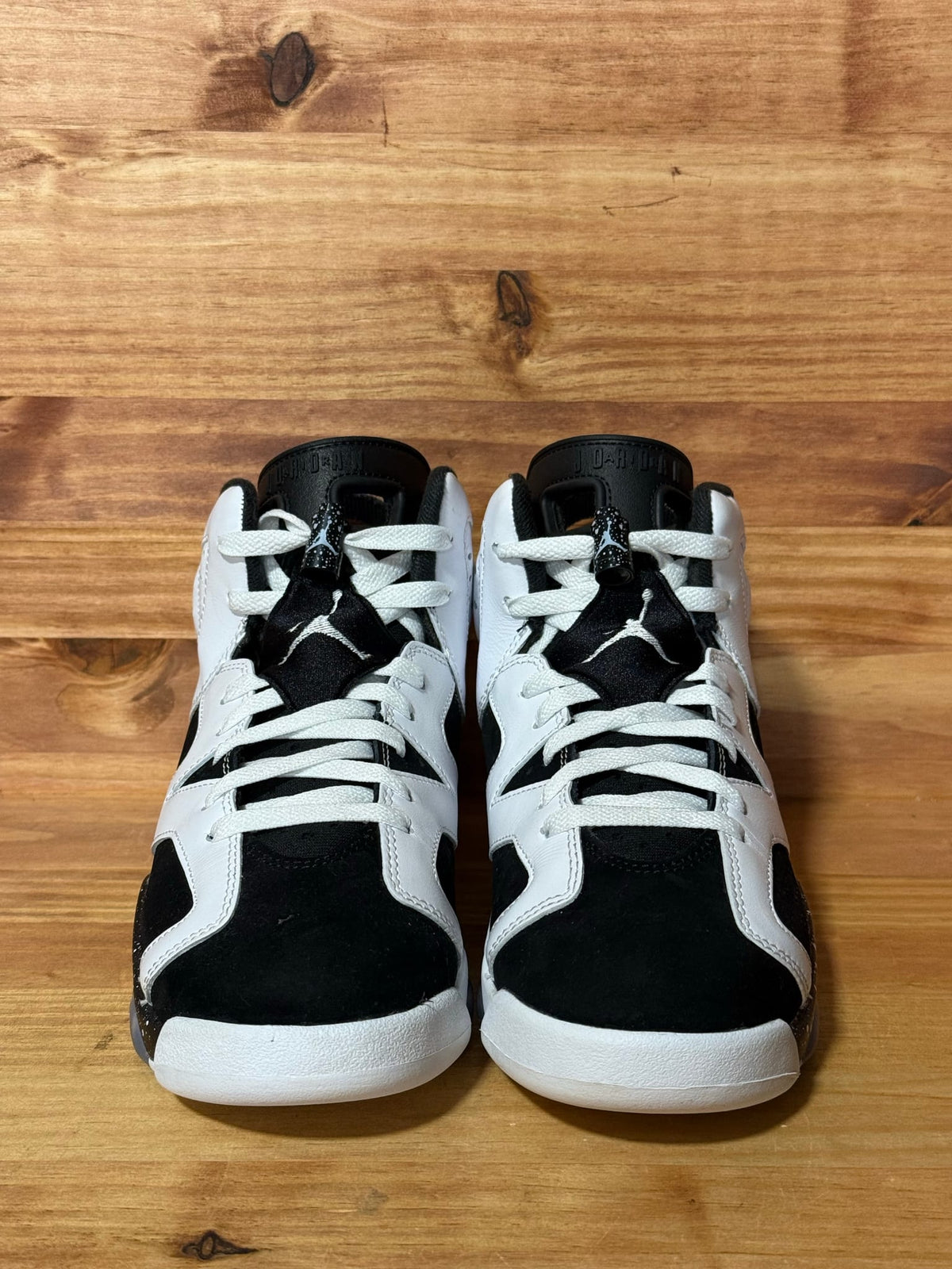 Jordan 6 Retro Oreo (2026) (GS) - Size 7Y