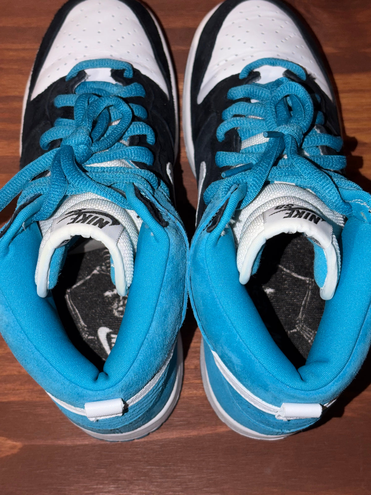 Nike SB Dunk High Send Help