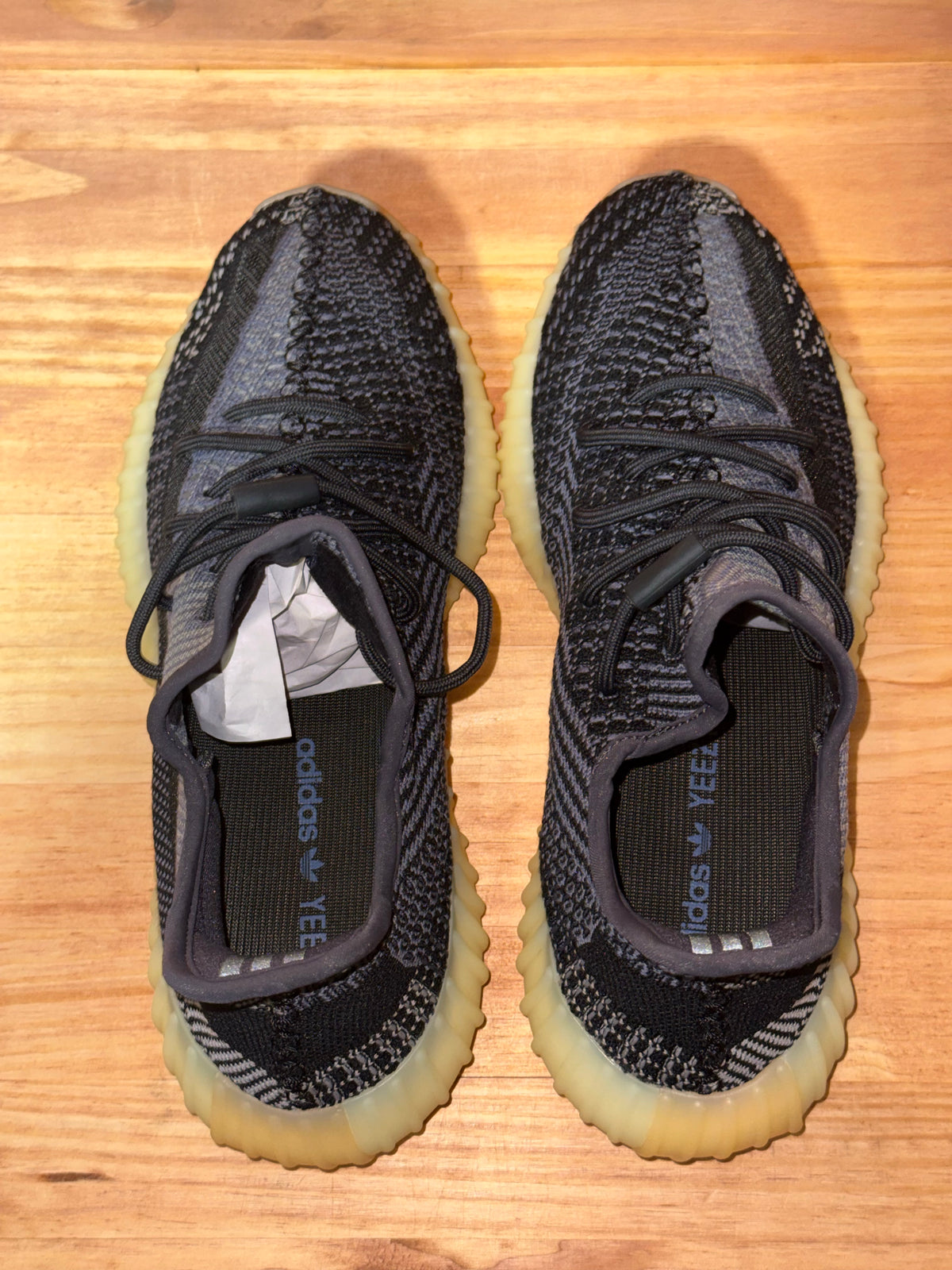 adidas Yeezy Boost 350 V2 Carbon