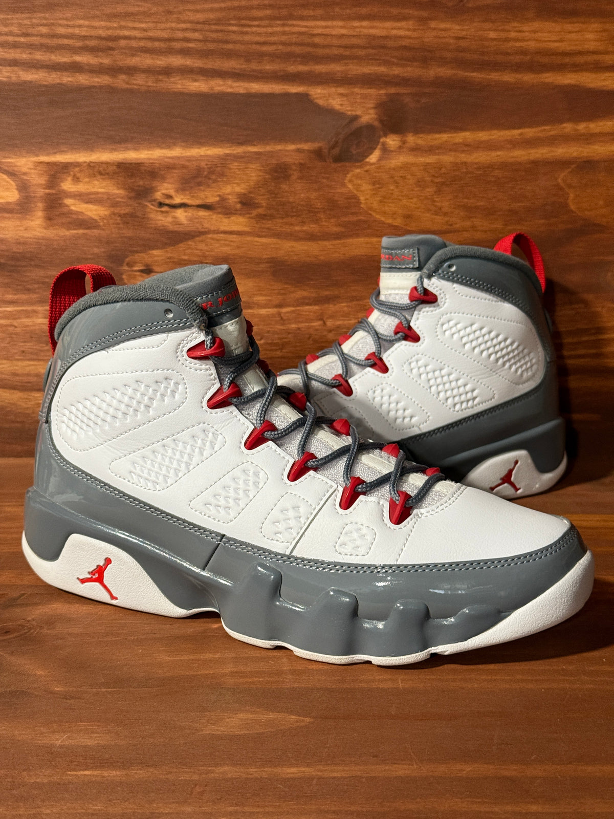Jordan 9 Retro Fire Red