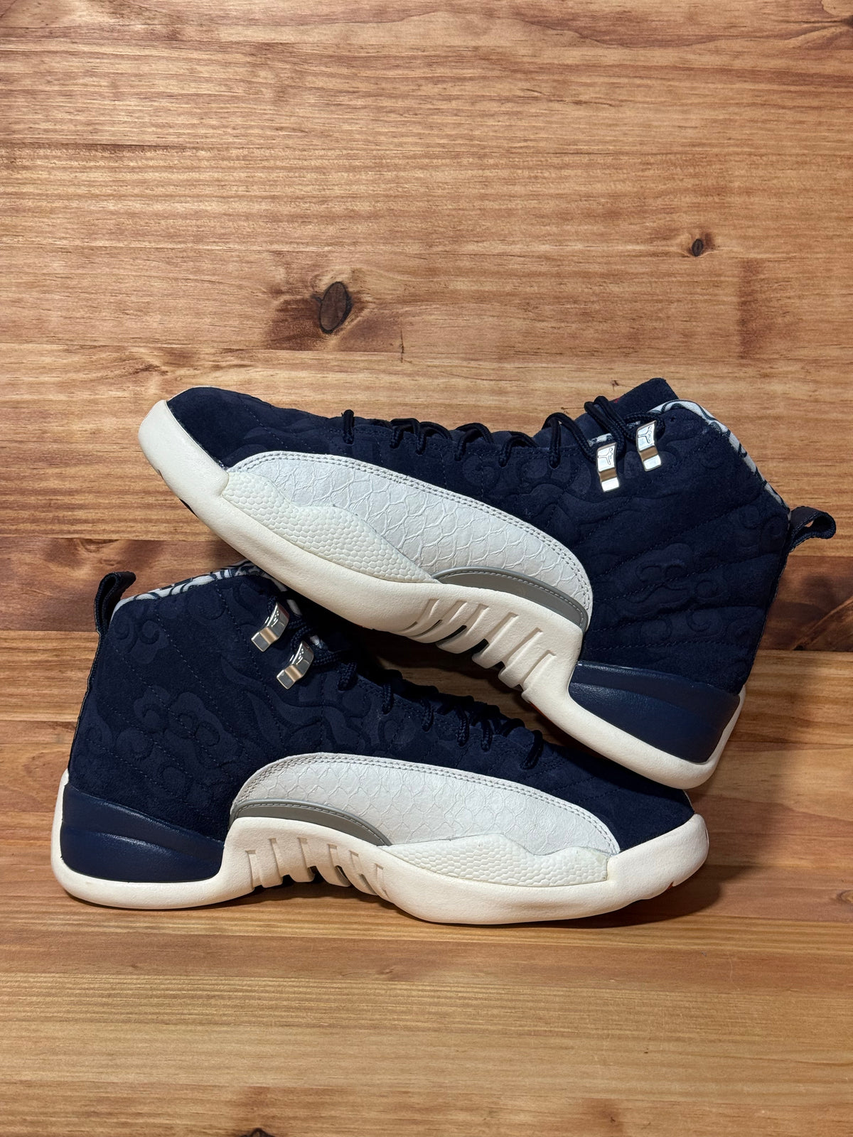 Jordan 12 Retro International Flight