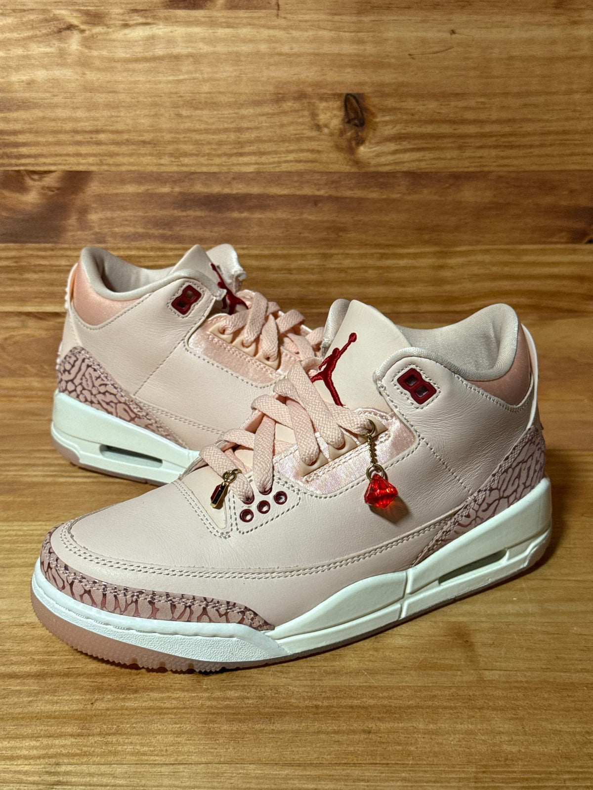 Jordan 3 Retro Valentine's Day Treat Yourself (2025) (Women's) - Size 6.5W