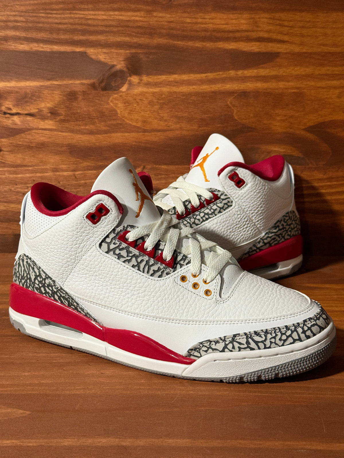 Jordan 3 Retro Cardinal Red