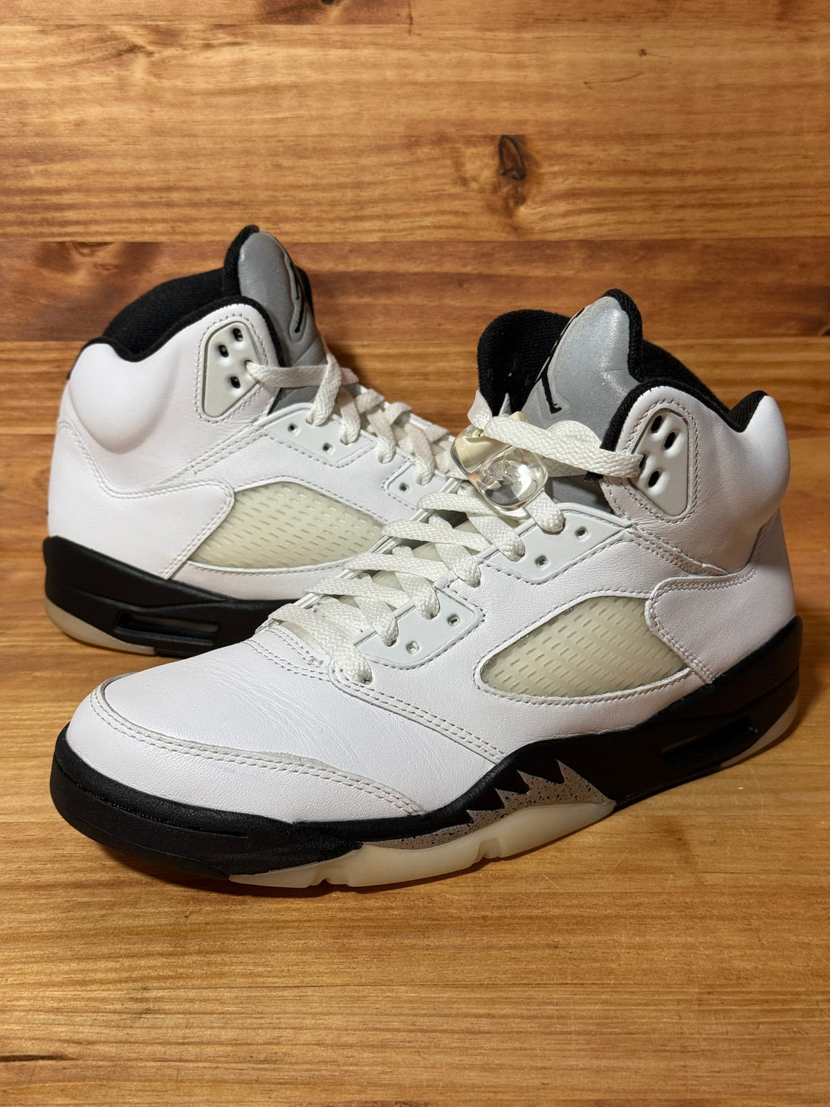 Jordan 5 Retro Reverse Metallic - Size 8.5