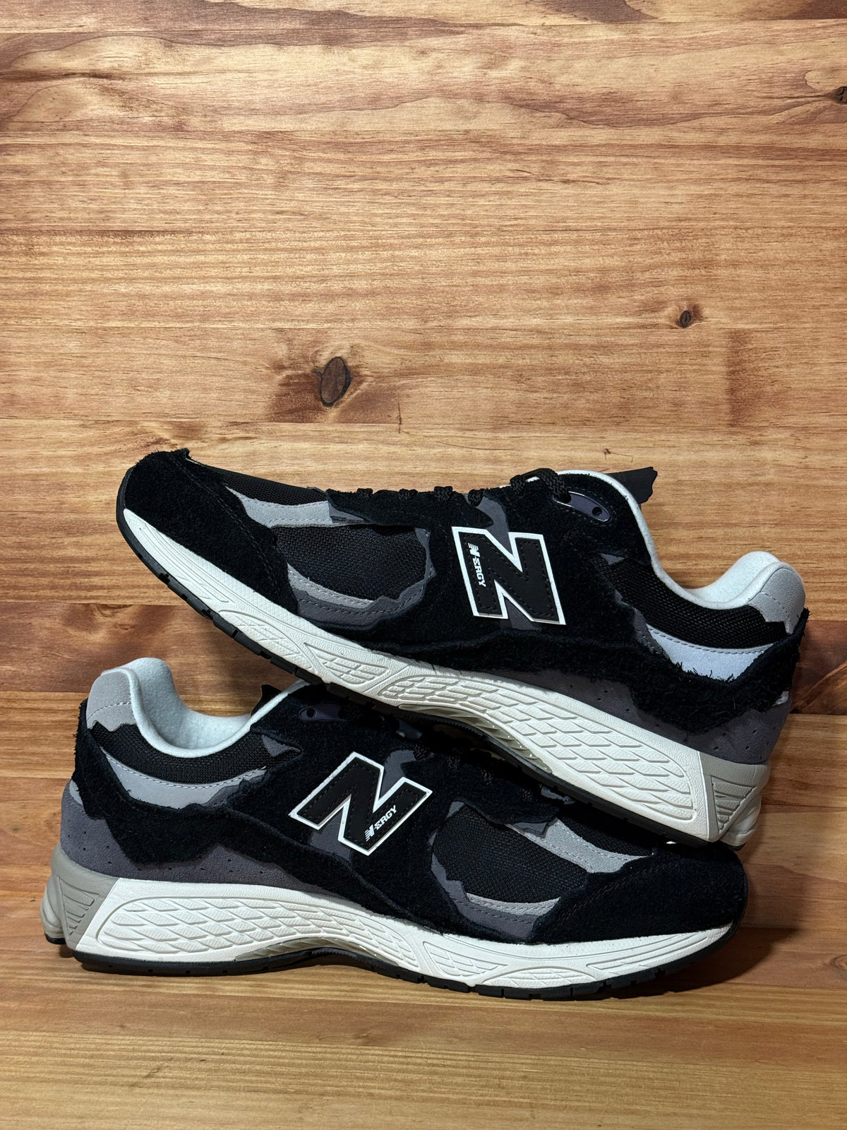 New Balance 2002R Protection Pack Black Grey