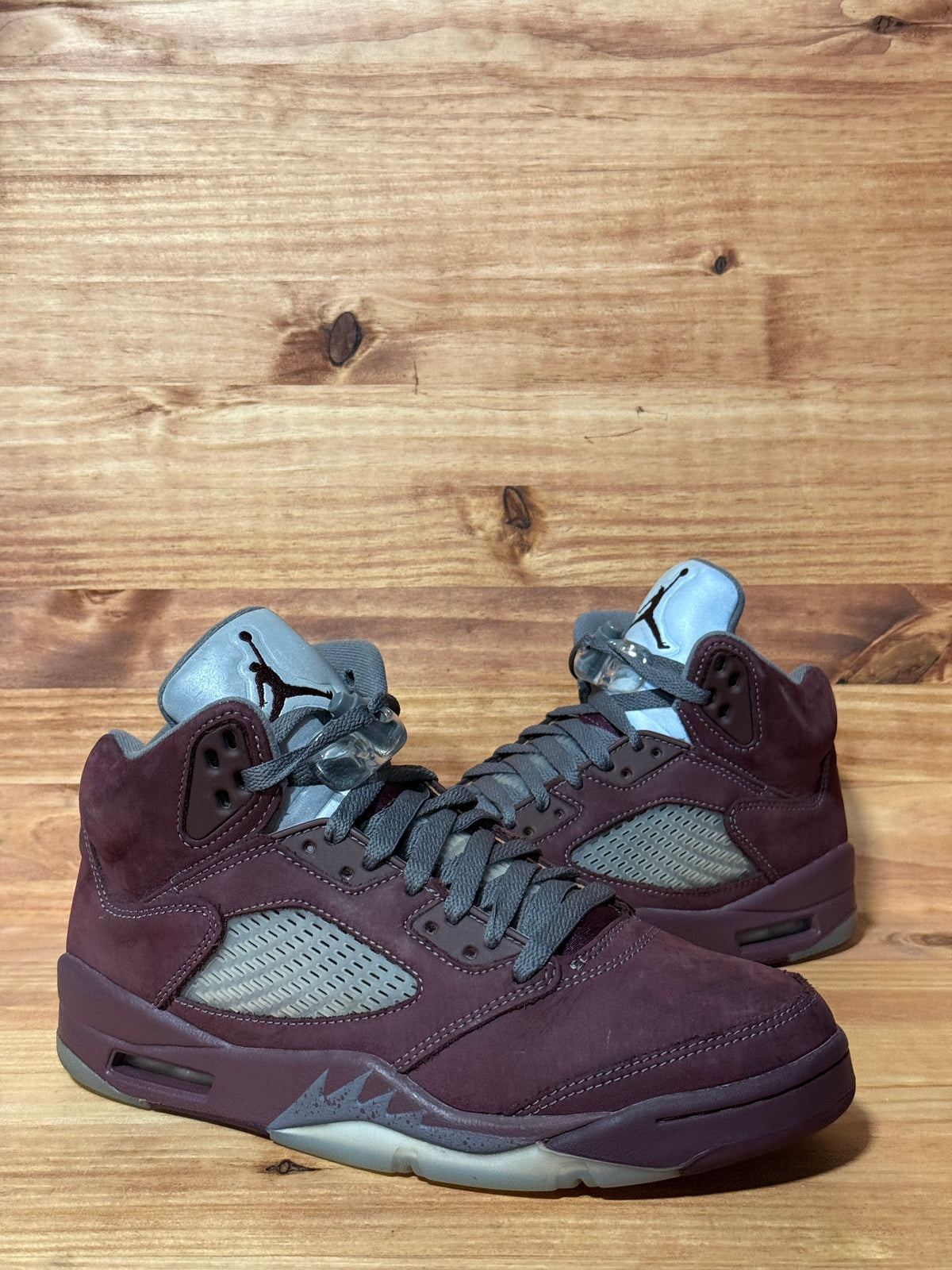 Jordan 5 Retro Burgundy (2023)