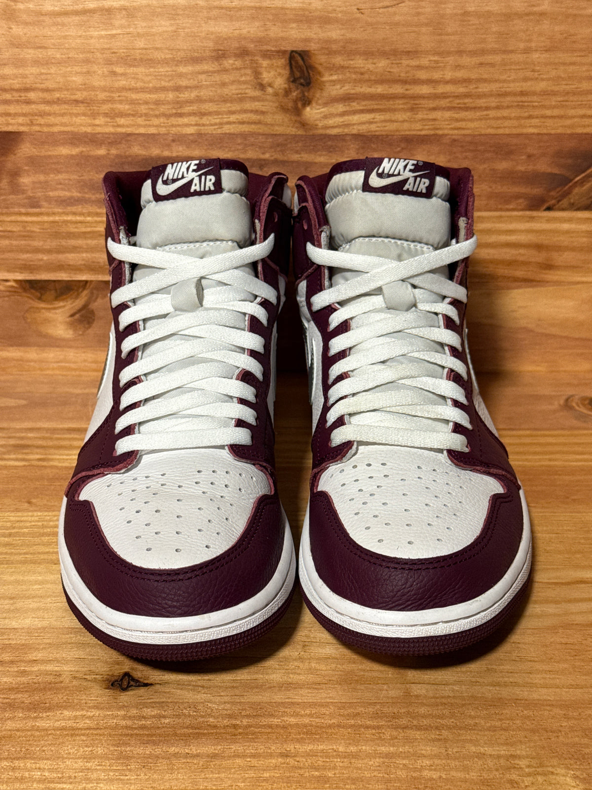 Jordan 1 Retro High OG Bordeaux