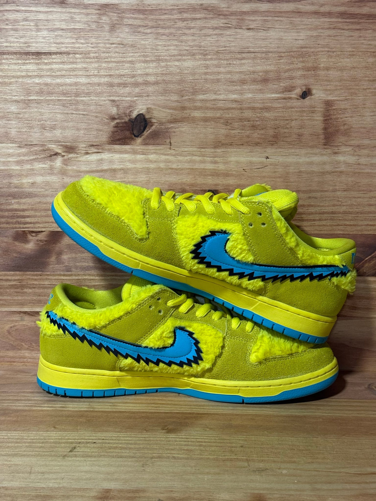 Nike SB Dunk Low Grateful Dead Bears Opti Yellow