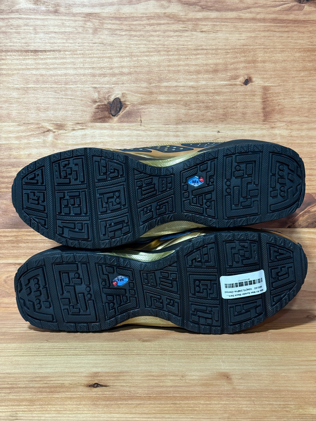 Nike Air Max Sunder Black Dark Smoke Grey Metallic Gold (Women's)