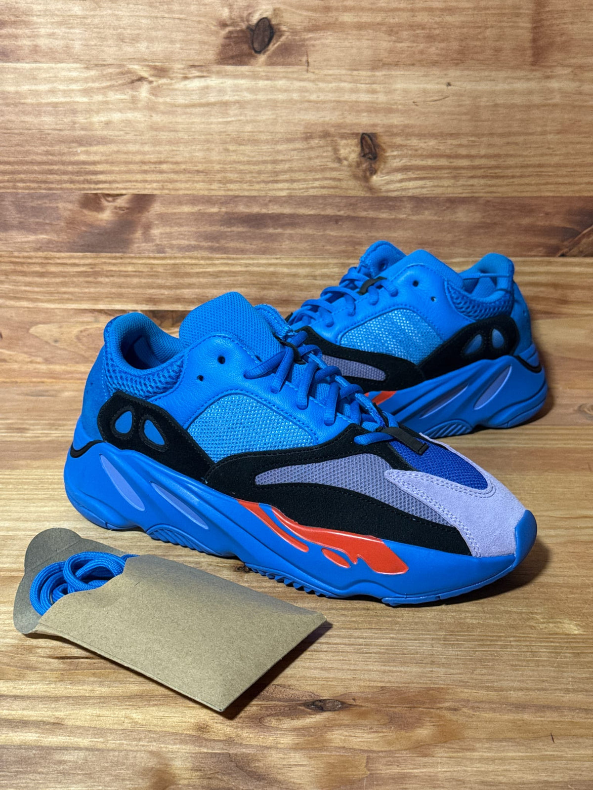 adidas Yeezy Boost 700 Hi-Res Blue - Size 9