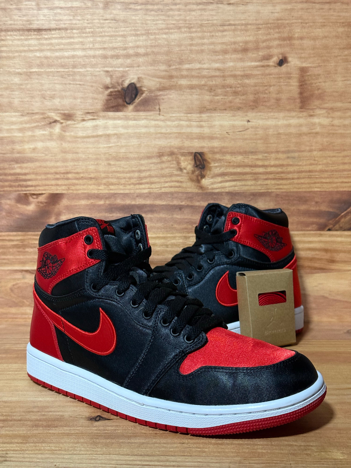 Jordan 1 Retro High OG Satin Bred (Women's)