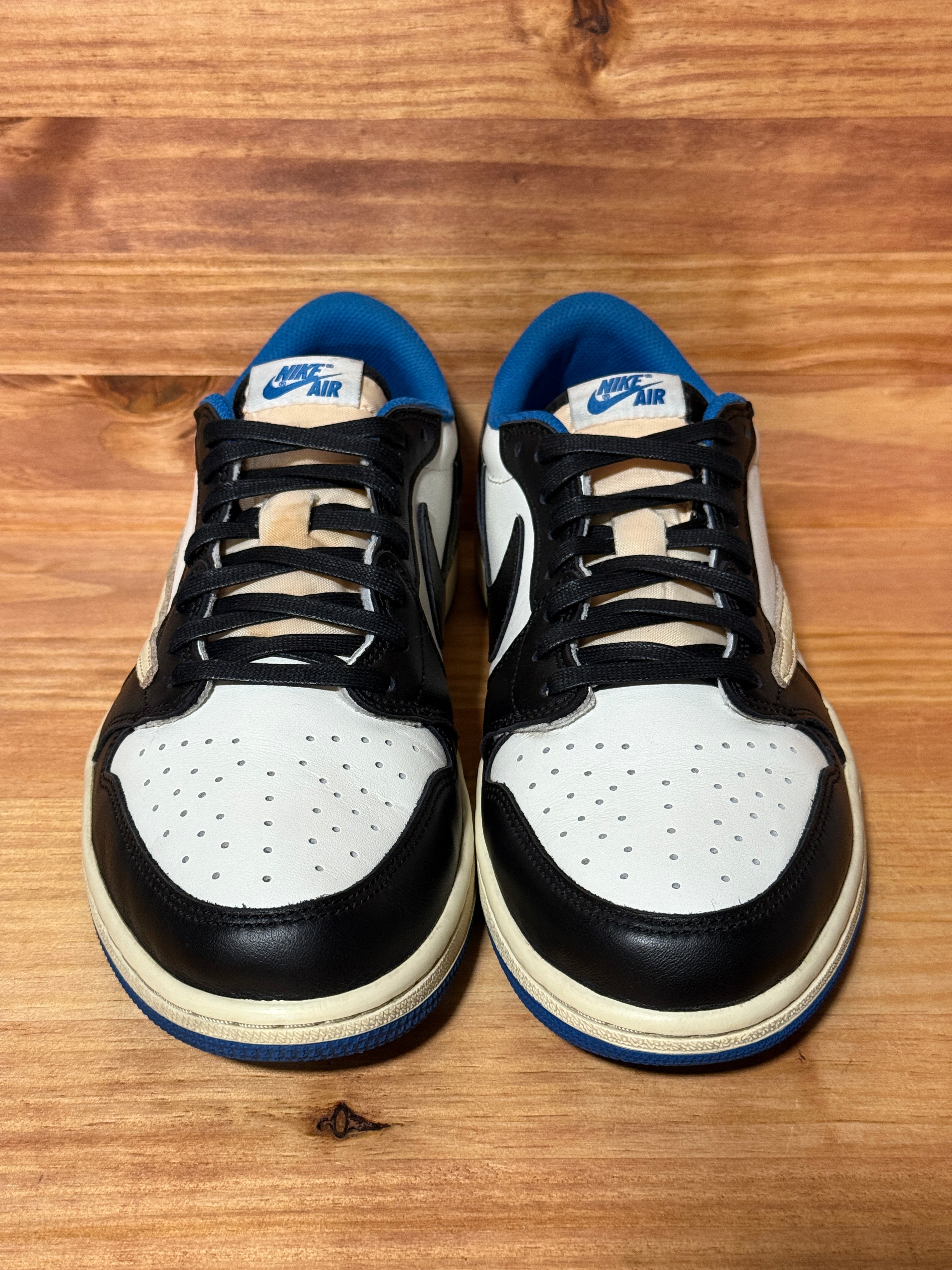Jordan 1 Retro Low OG SP Fragment x Travis Scott