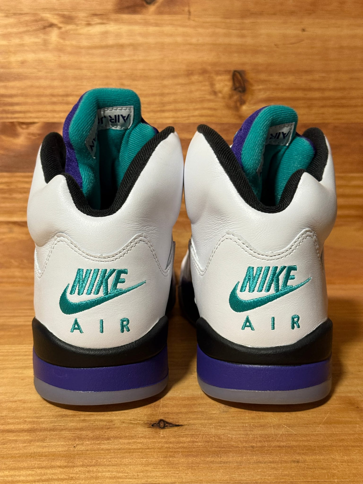 Jordan 5 Retro Grape (2025) - Size 9