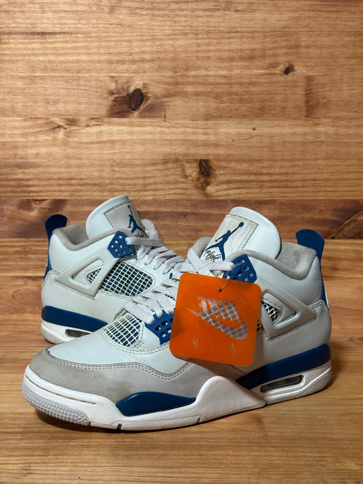 Jordan 4 Retro Military Blue (2024)