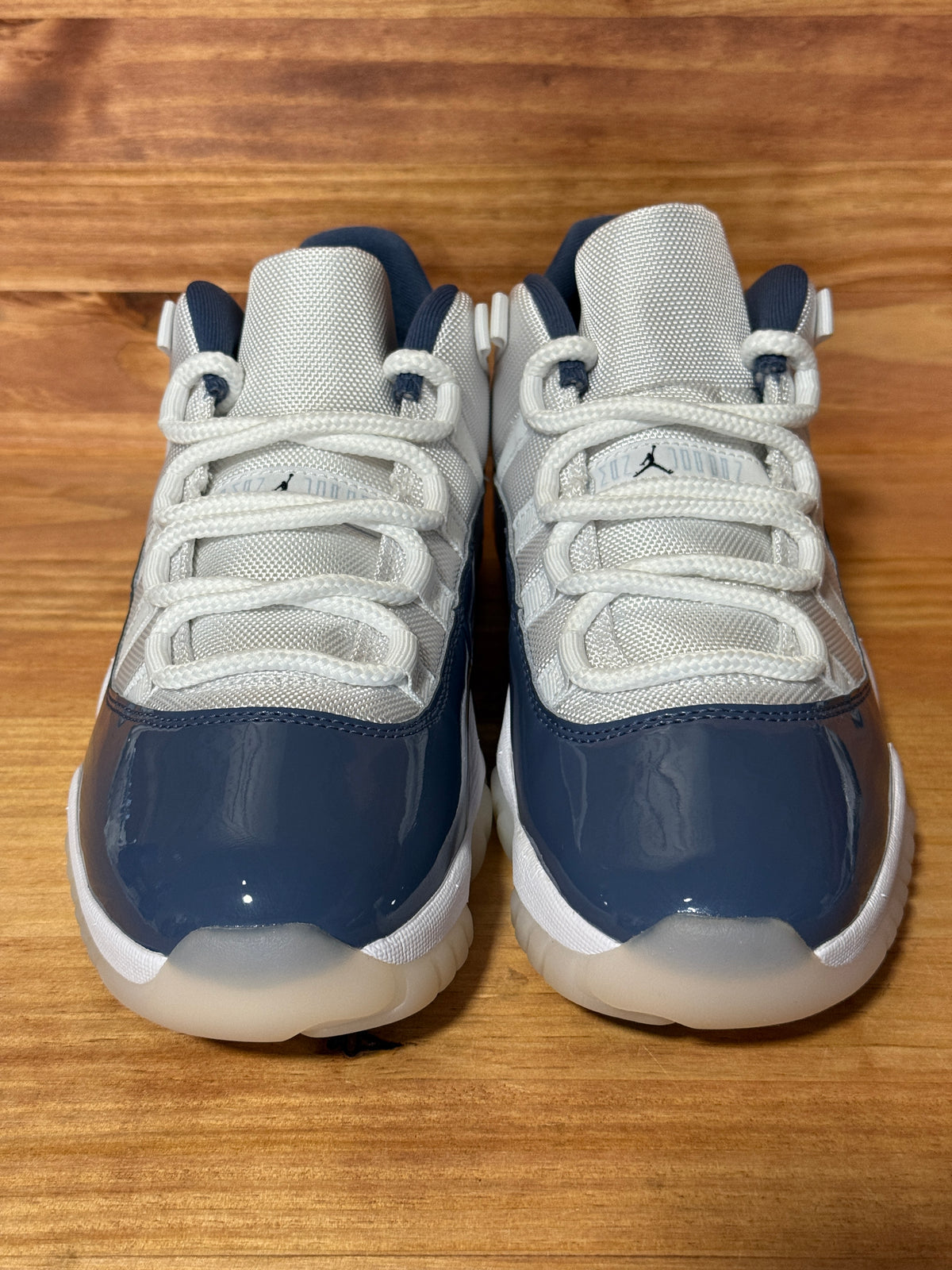 Jordan 11 Retro Low Diffused Blue