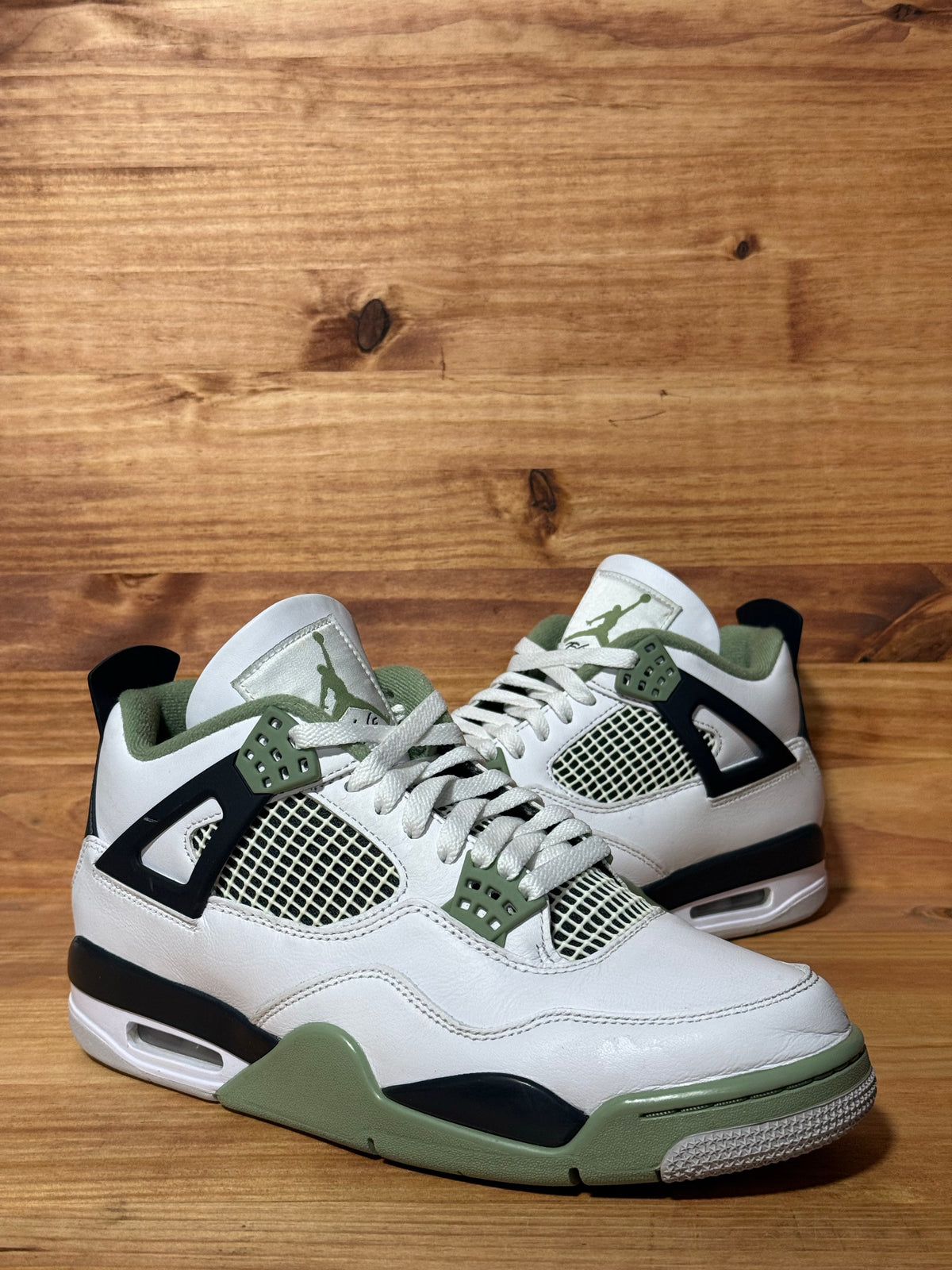 Jordan 4 Retro Seafoam (Women's)