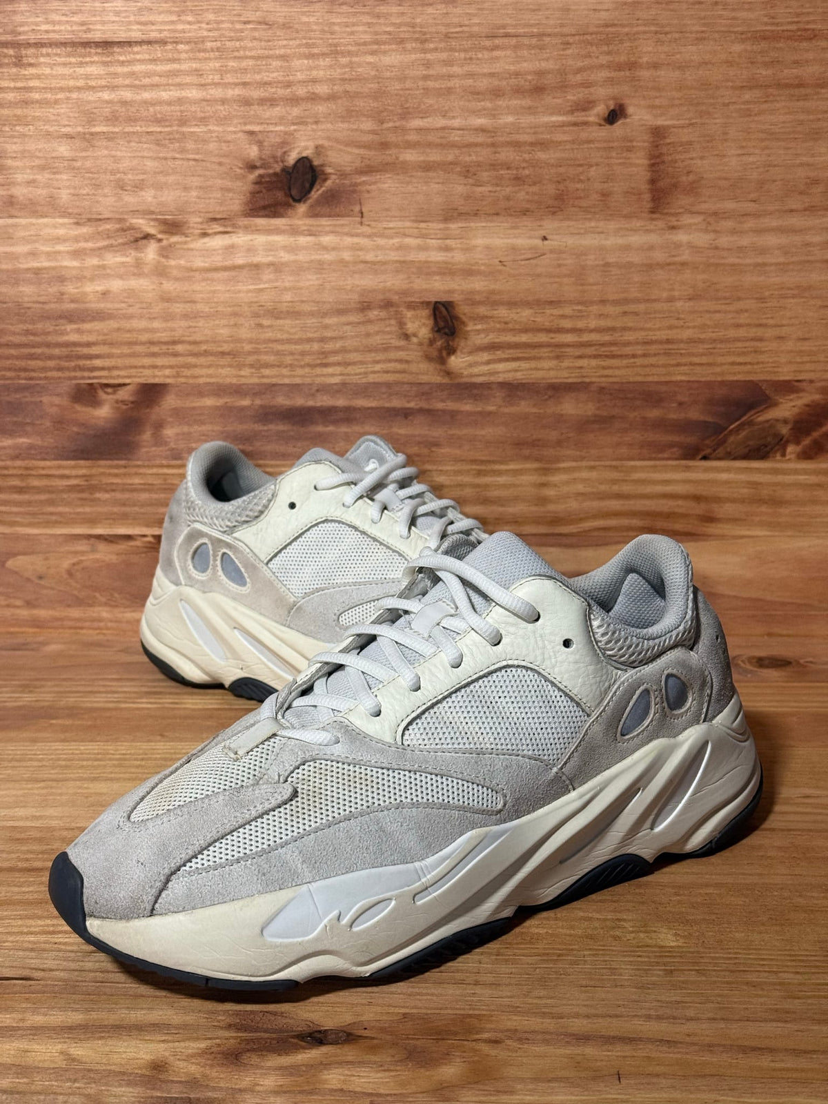 adidas Yeezy Boost 700 Analog - Size 12