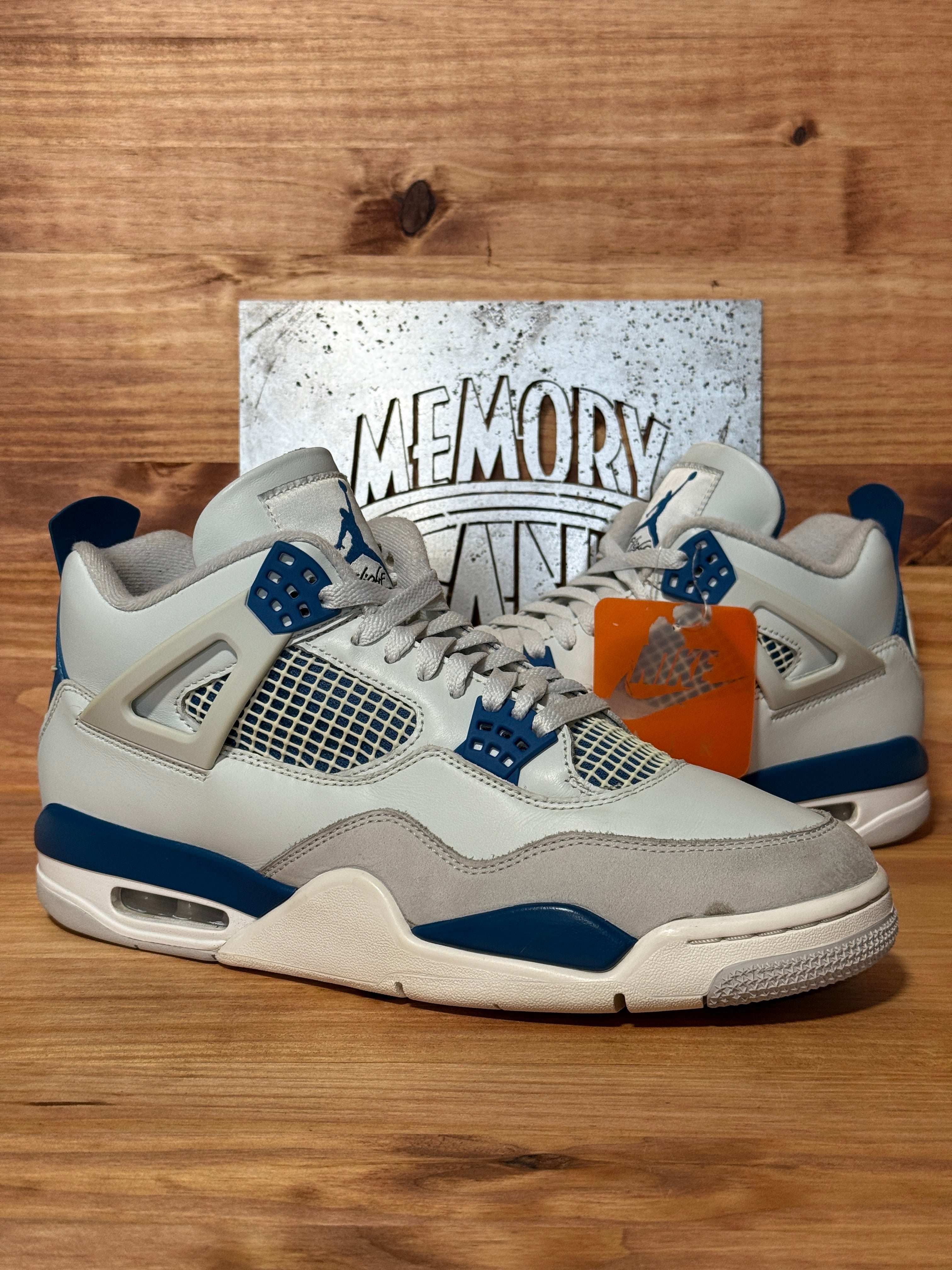 Jordan 4 Retro Military Blue (2024)