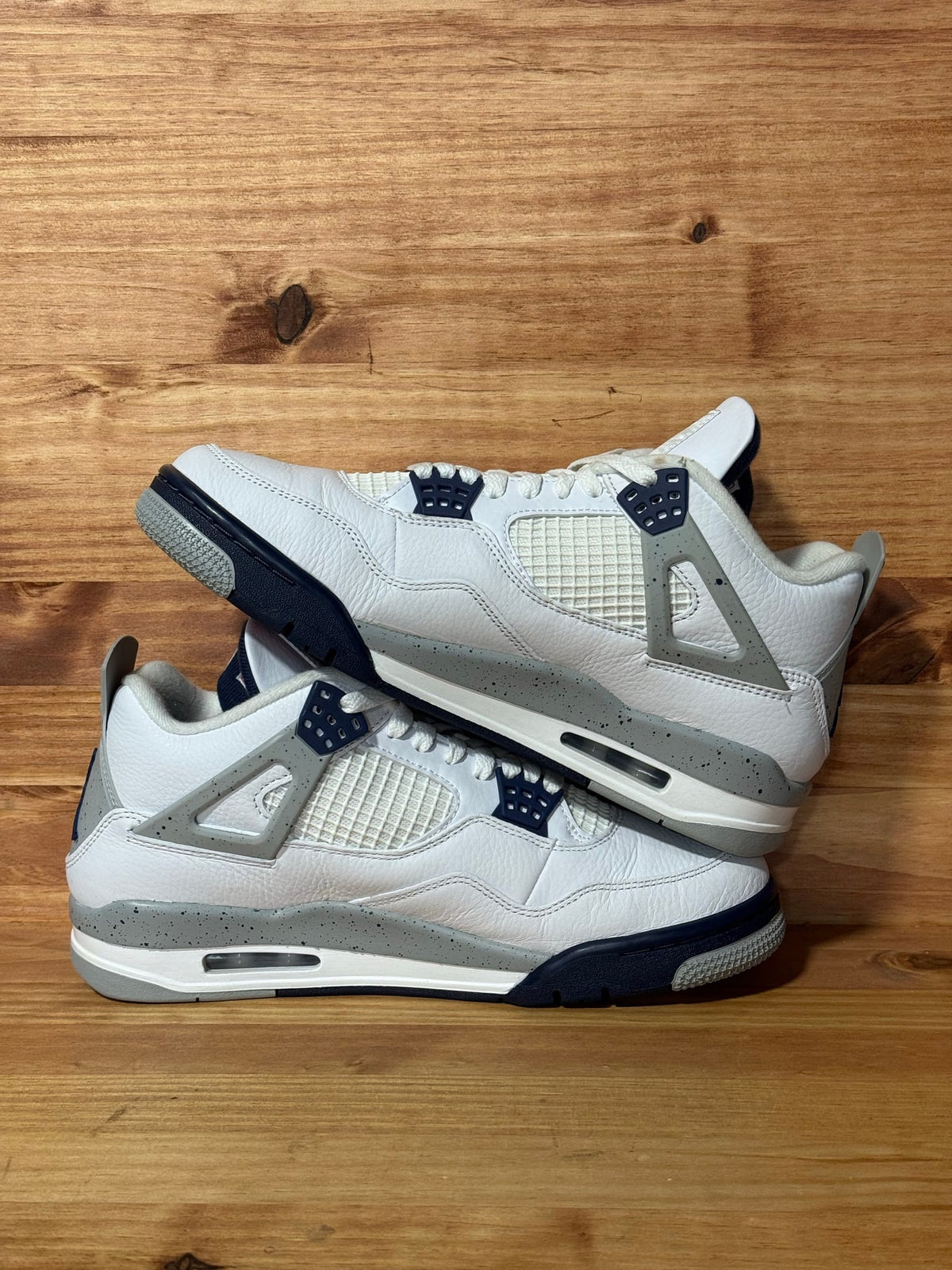 Jordan 4 Retro Midnight Navy - Size 9.5