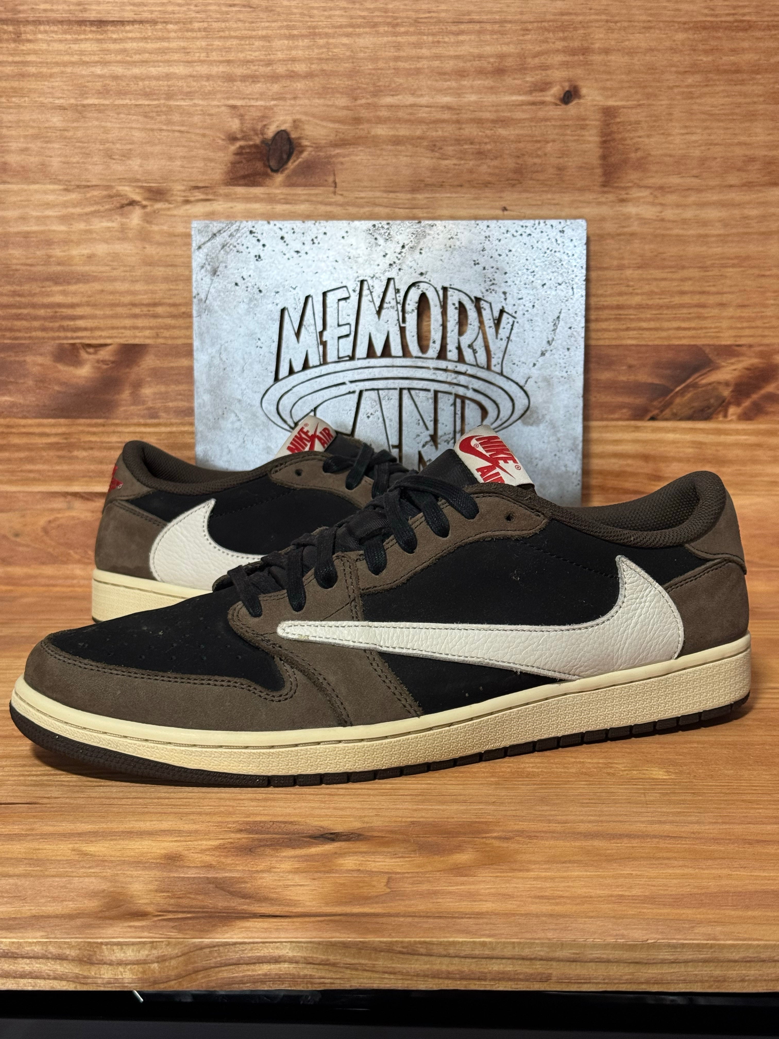 Jordan 1 Retro Low OG SP Travis Scott Mocha