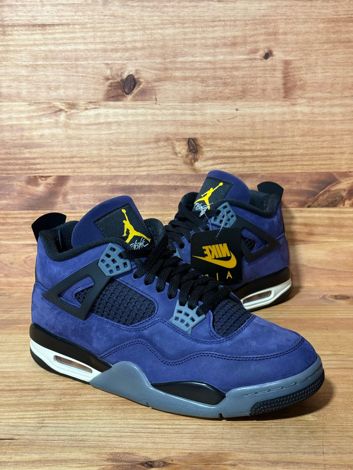 Jordan 4 Retro Lakers - Size 10
