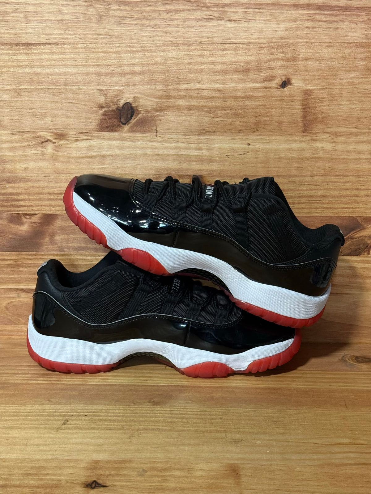 Jordan 11 Retro Low Bred (2025) - Size 10