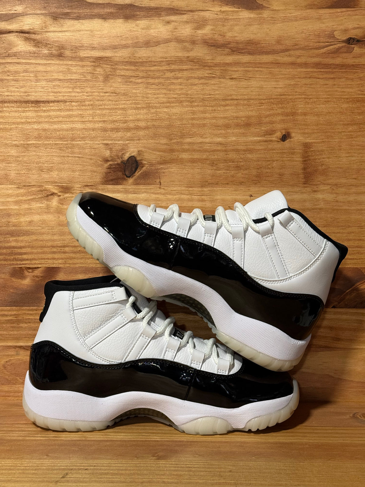 Jordan 11 Retro DMP Gratitude (2023) - Size 8.5