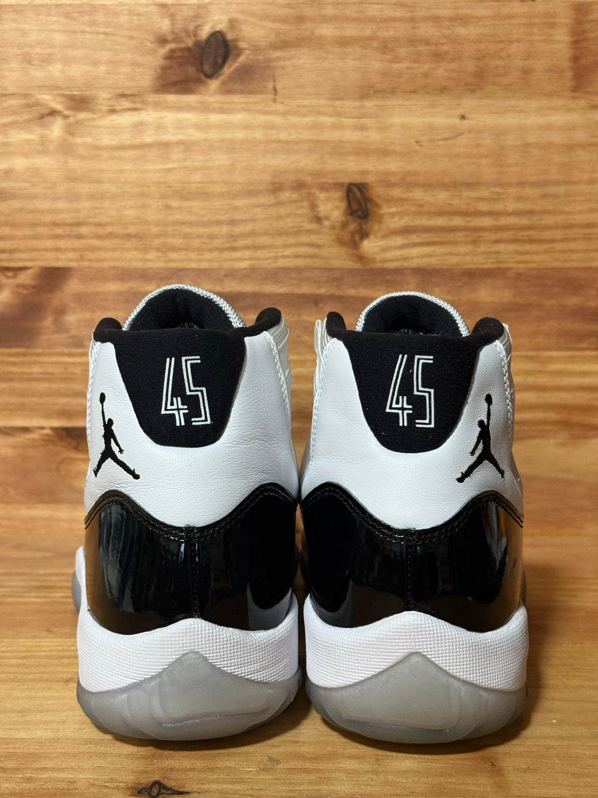 Jordan 11 Retro Concord (2018)