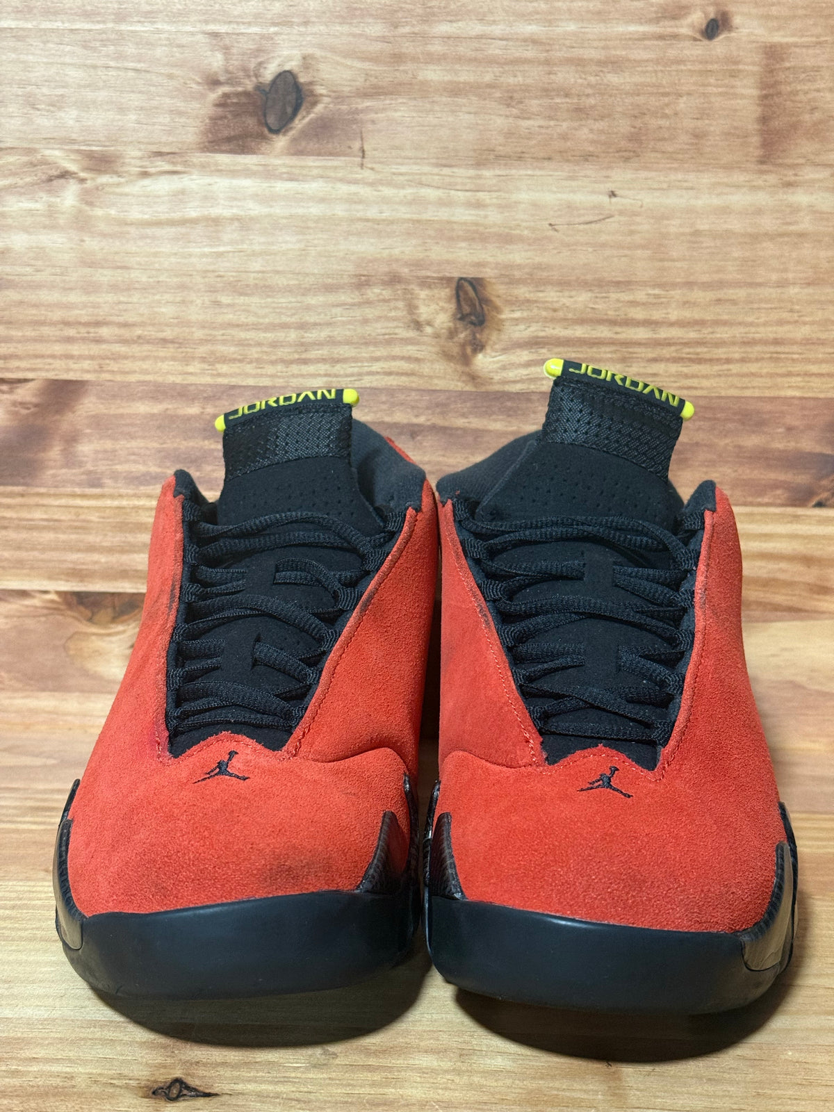 Jordan 14 Retro Ferrari (2025)