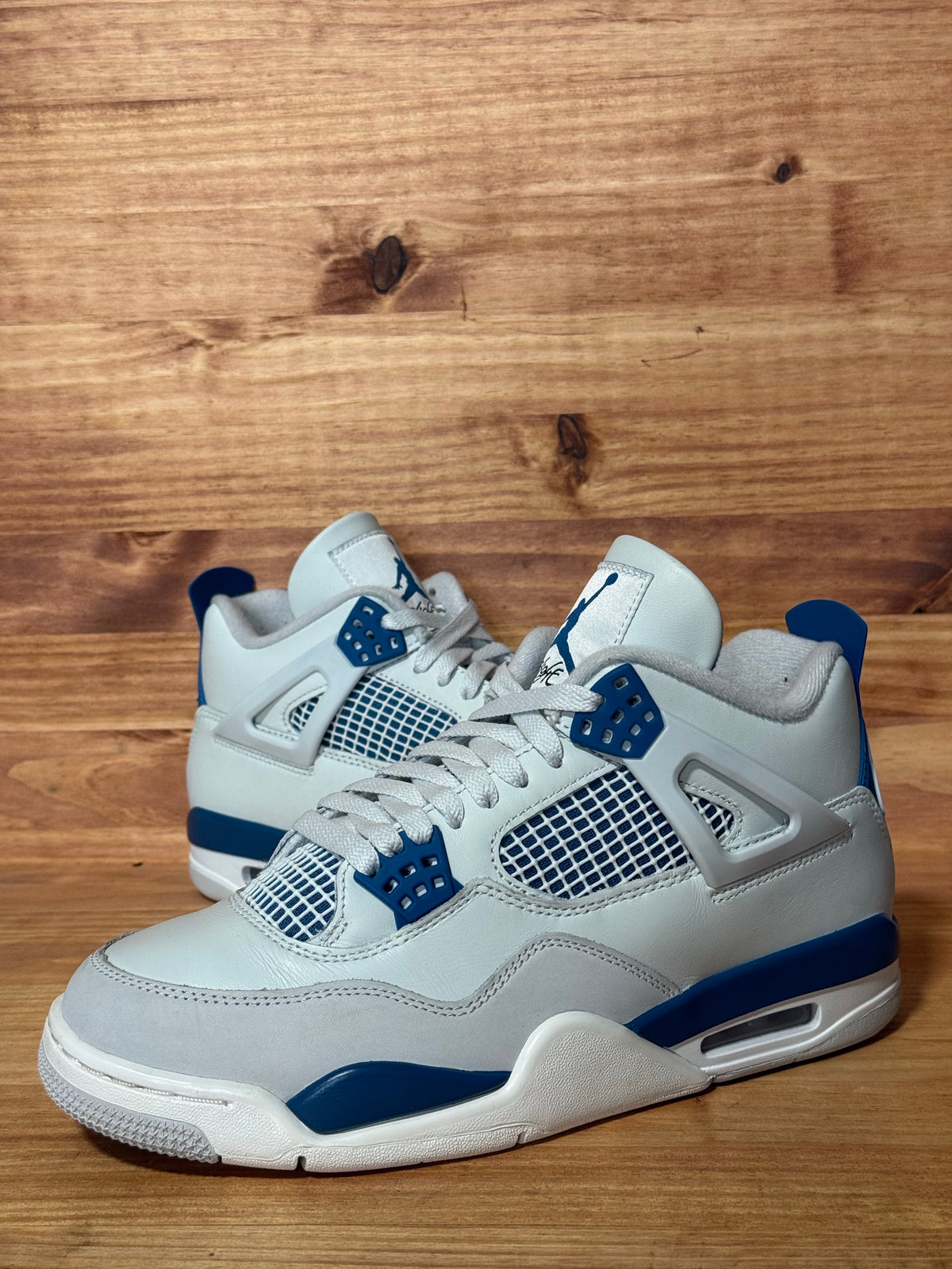 Jordan 4 Retro Military Blue (2024)