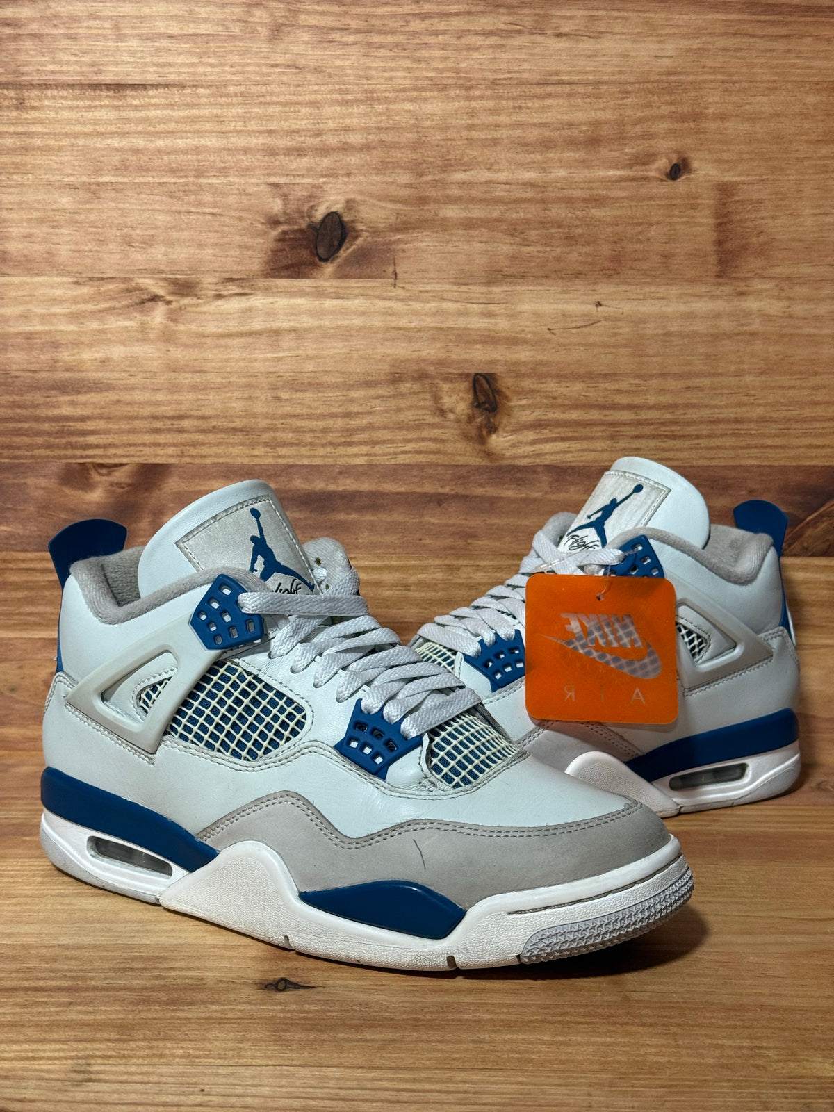 Jordan 4 Retro Military Blue (2024)