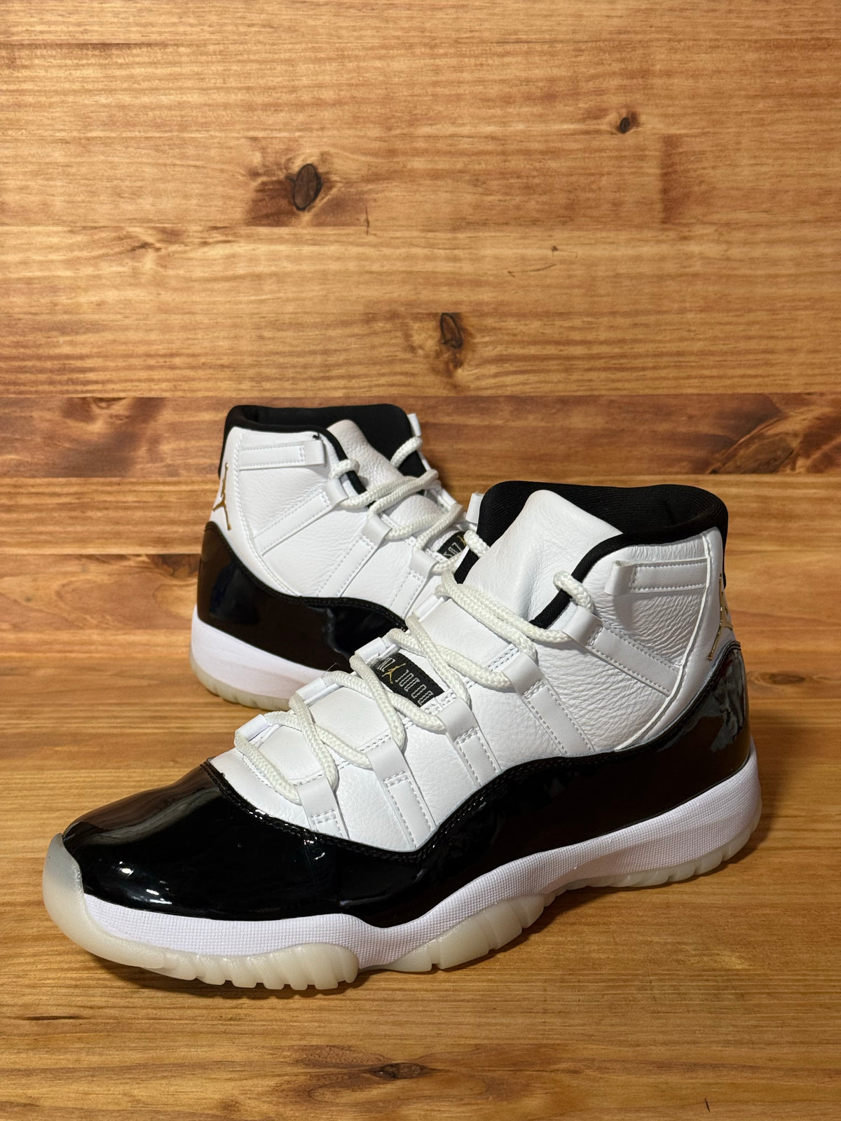 Jordan 11 Retro DMP Gratitude (2023) - Size 11