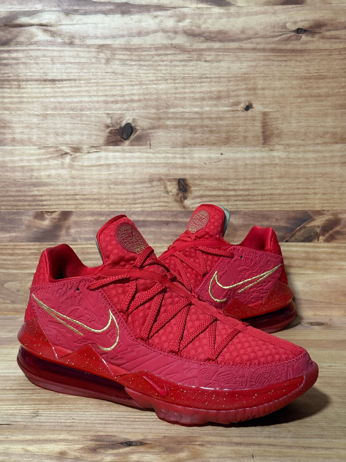 Nike LeBron 17 Low Titan