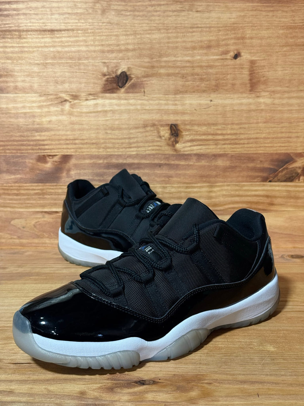 Jordan 11 Retro Low Space Jam - Size 12