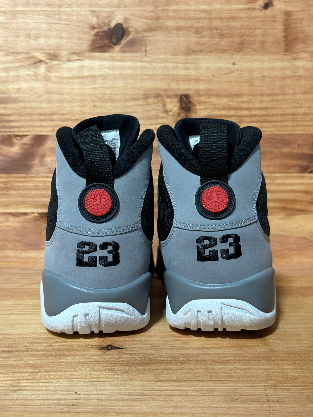 Jordan 9 Retro Particle Grey