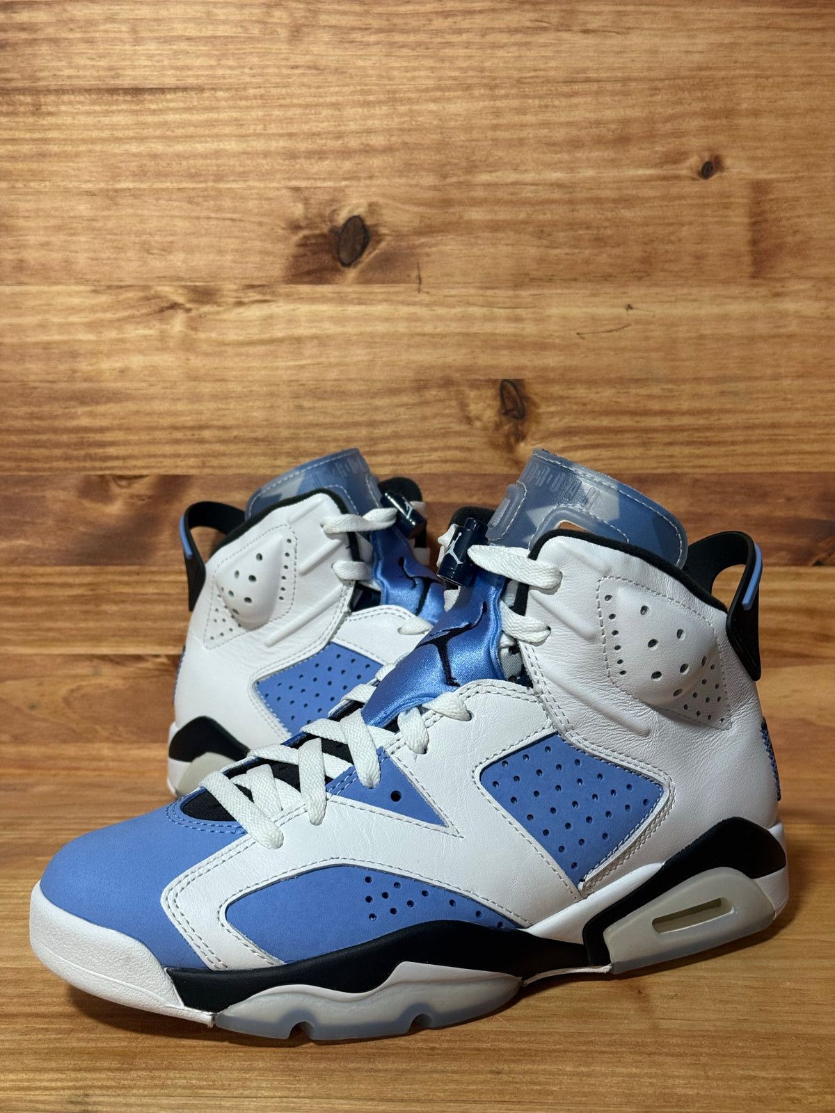 Jordan 6 Retro UNC White