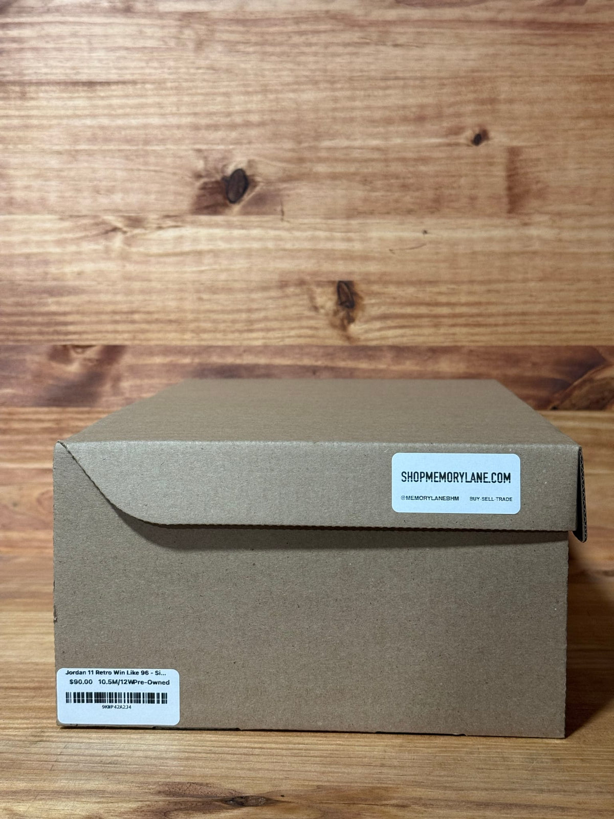 Jordan 11 Retro Win Like 96 - Size 10.5