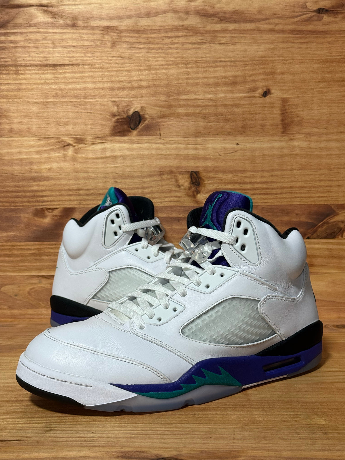 Jordan 5 Retro Grape (2025)