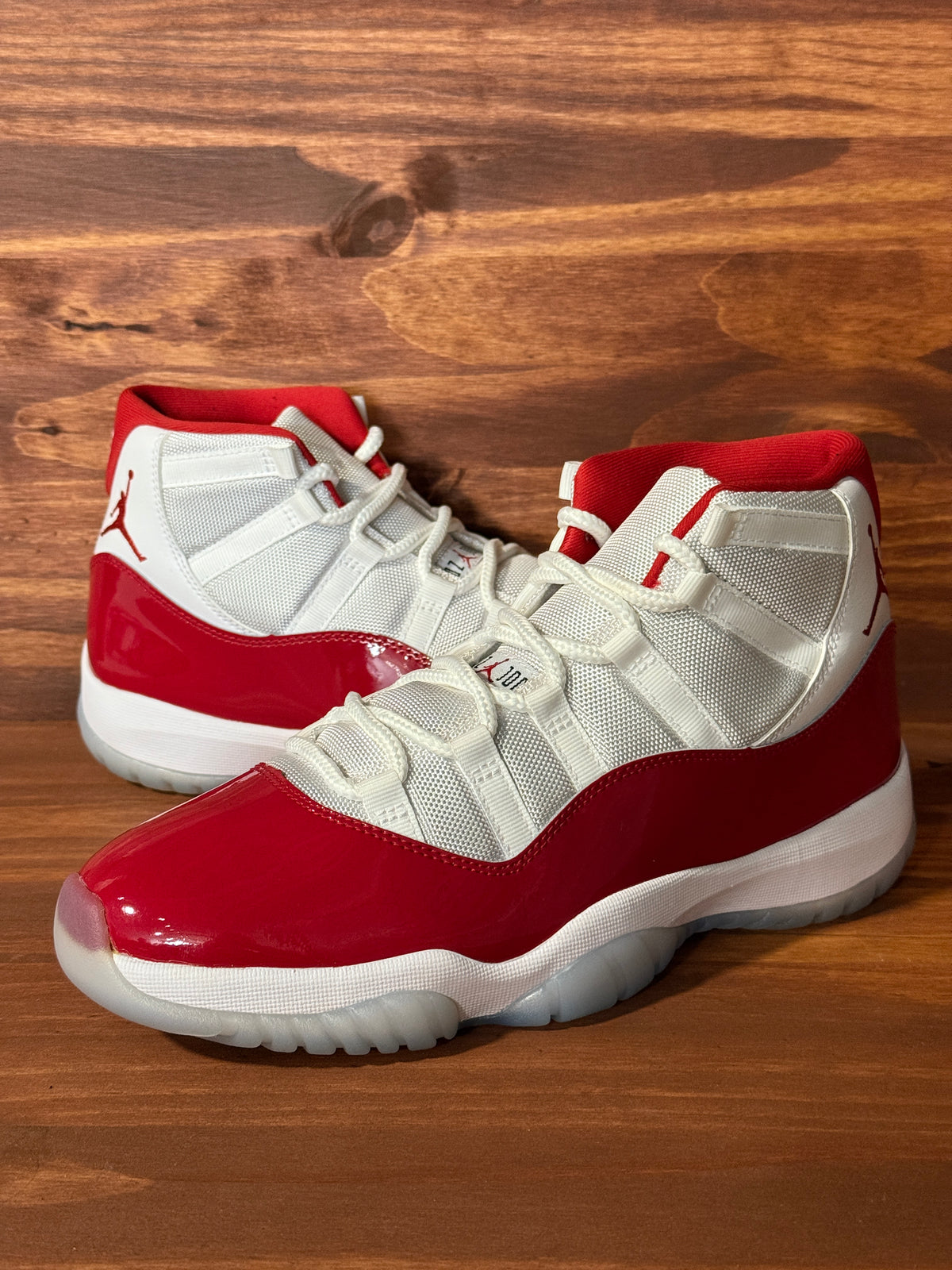 Jordan 11 Retro Cherry (2022)