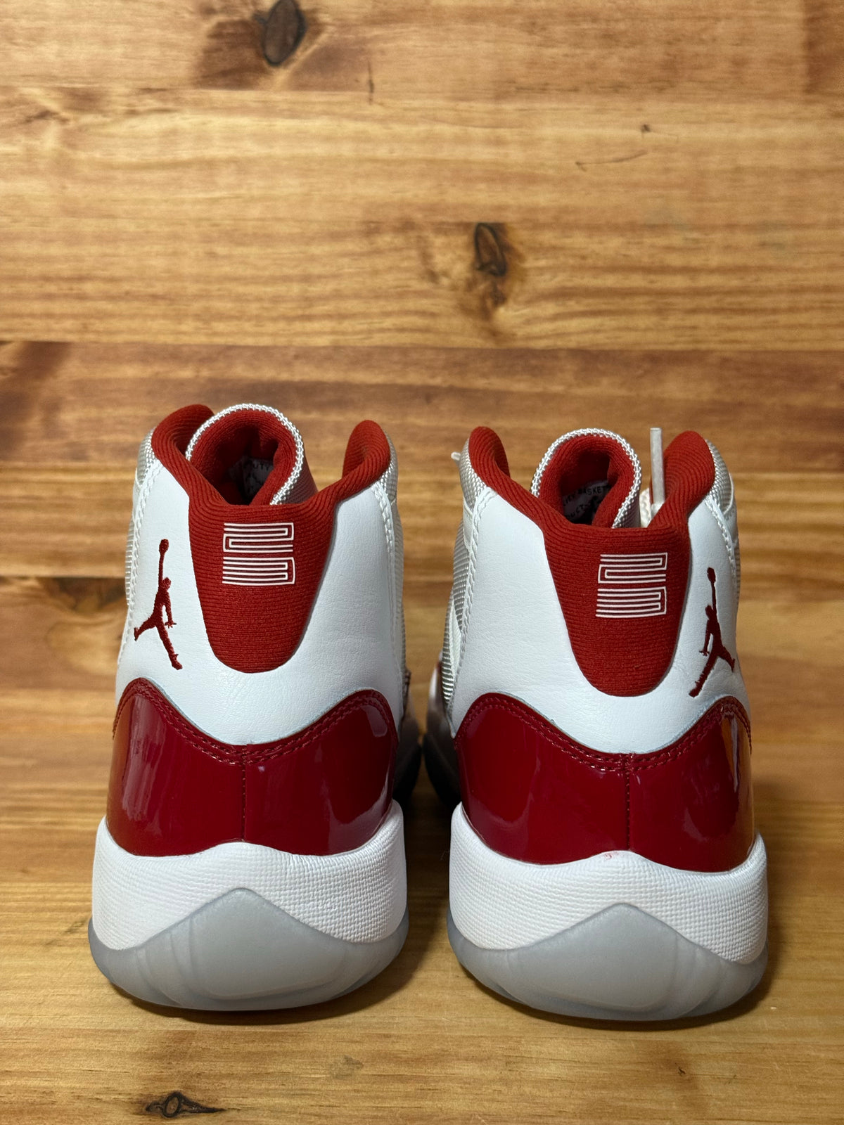 Jordan 11 Retro Cherry (2022) (GS)