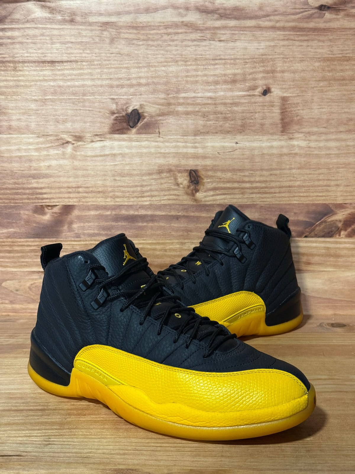 Jordan 12 Retro Black University Gold - Size 10.5
