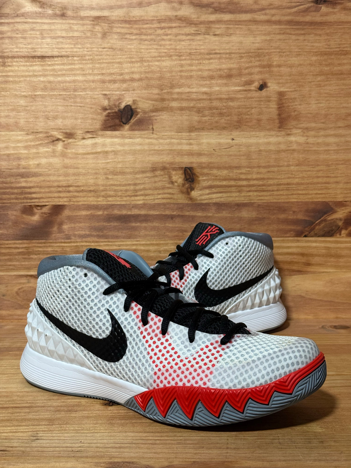 Nike Kyrie 1 Infrared