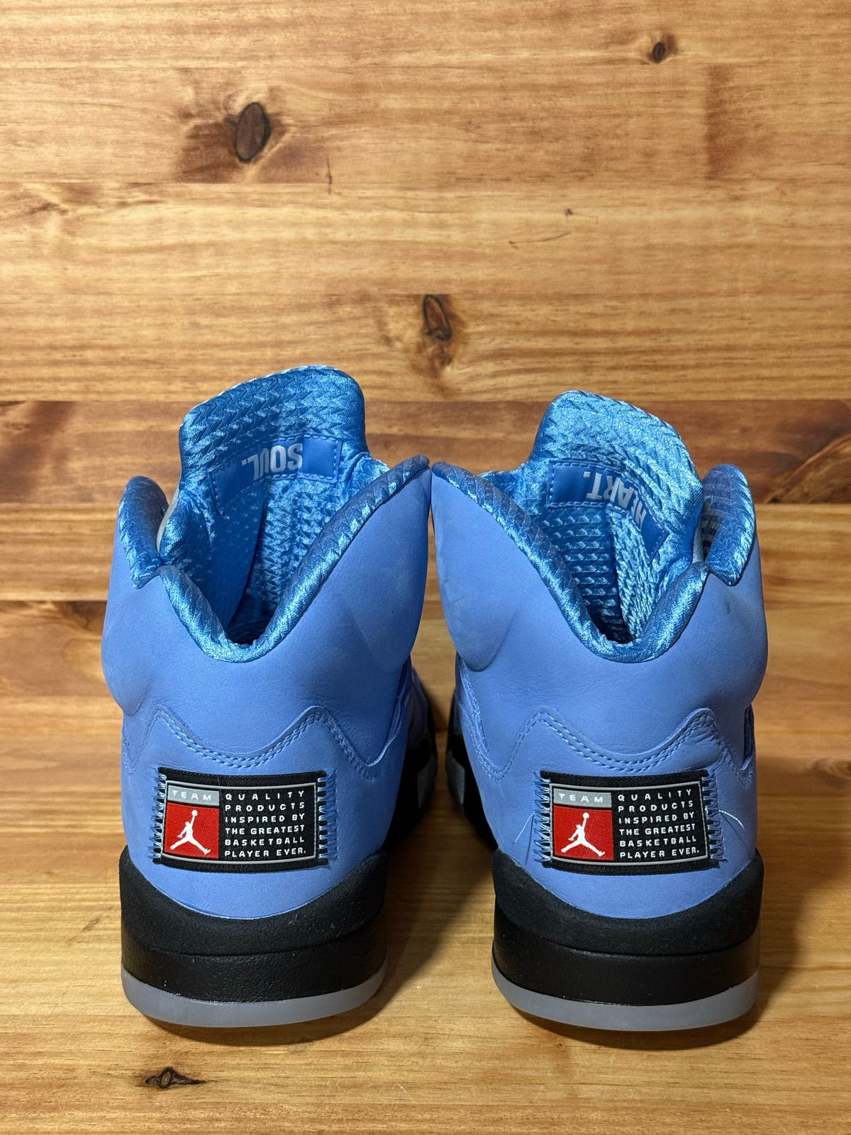 Jordan 5 Retro UNC University Blue - Size 9.5