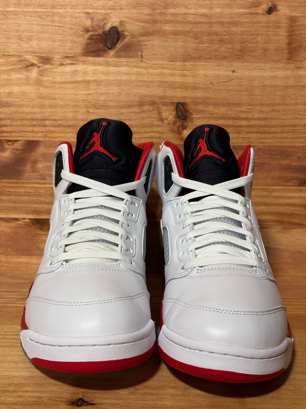 Jordan 5 Retro Fire Red Black Tongue (2025)