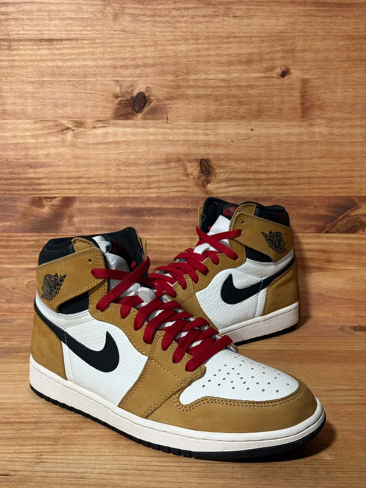 Jordan 1 Retro High Rookie of the Year - Size 10