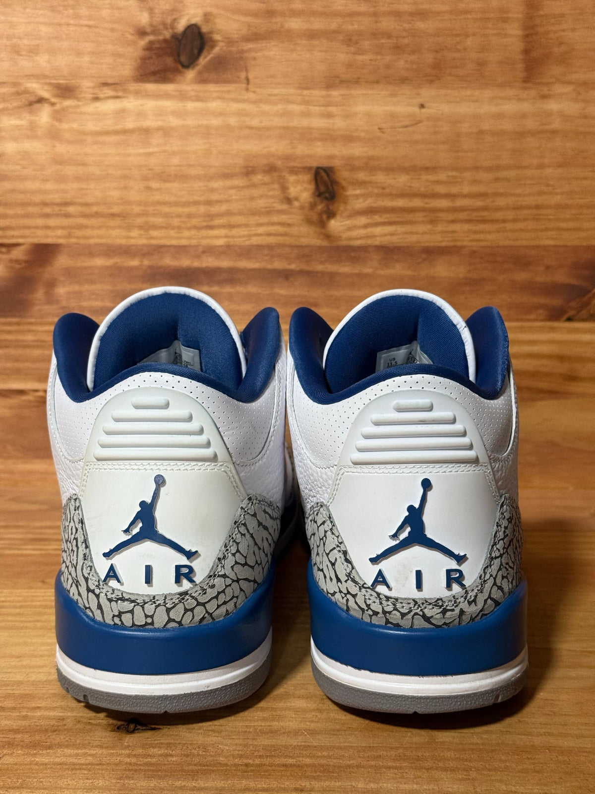 Jordan 3 Retro Wizards - Size 11.5
