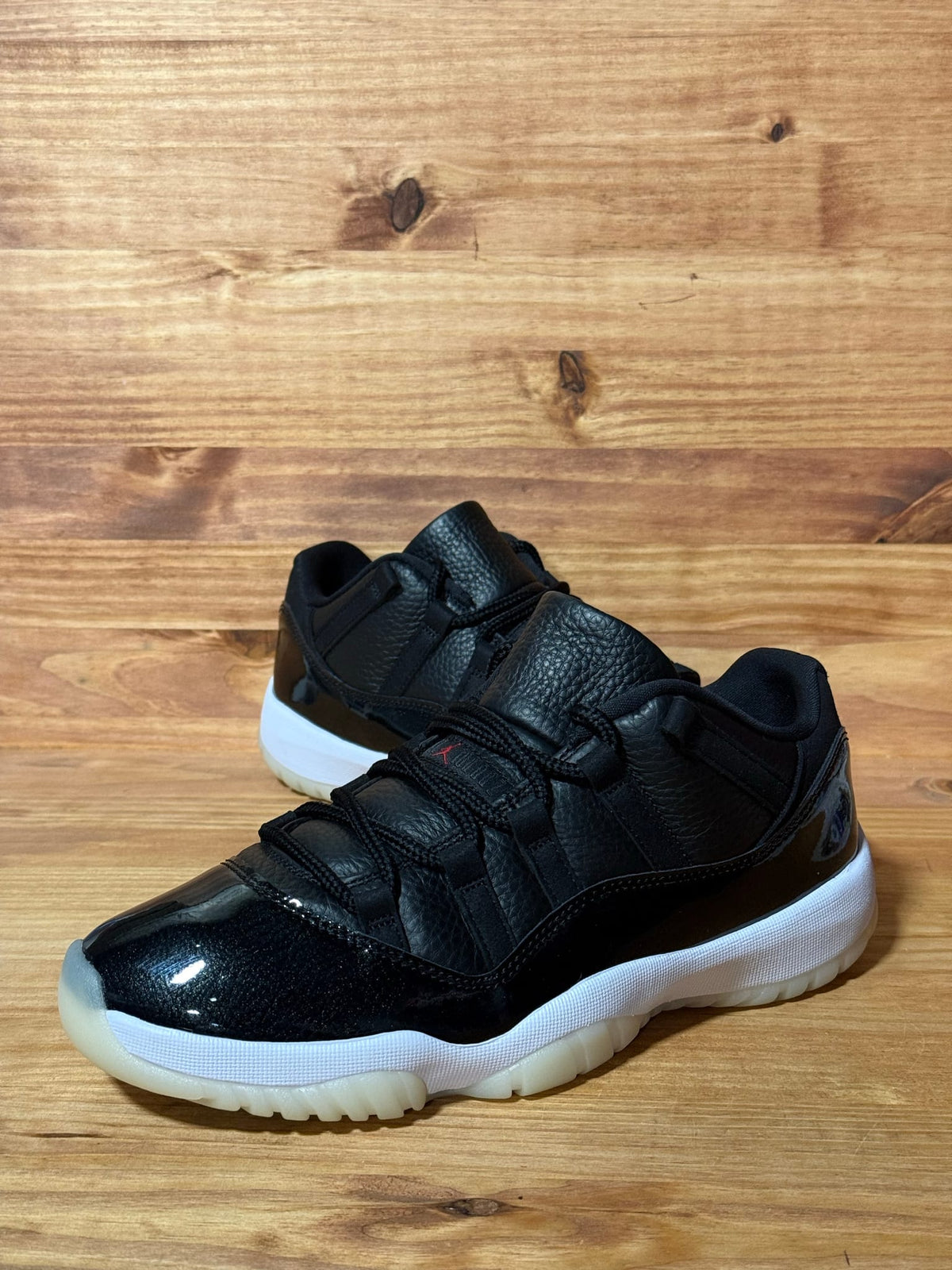 Jordan 11 Retro Low 72-10 - Size 9.5
