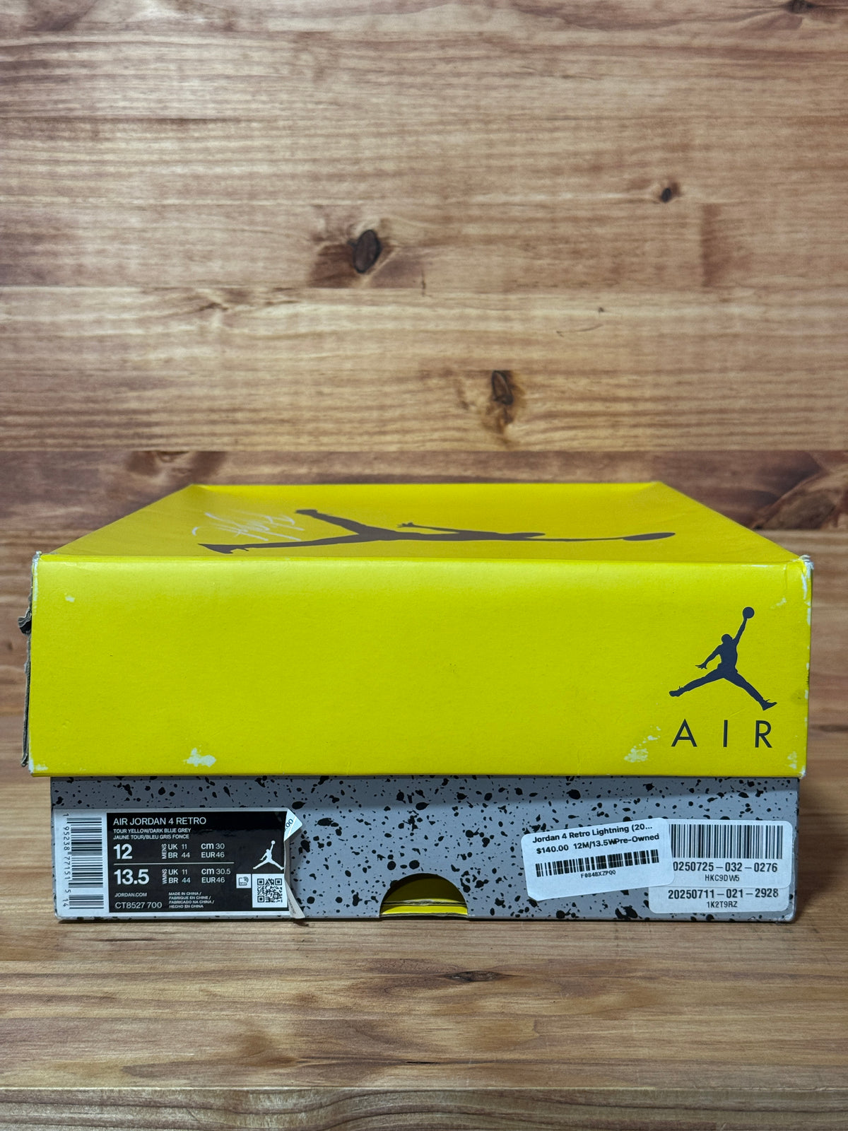 Jordan 4 Retro Lightning (2021)