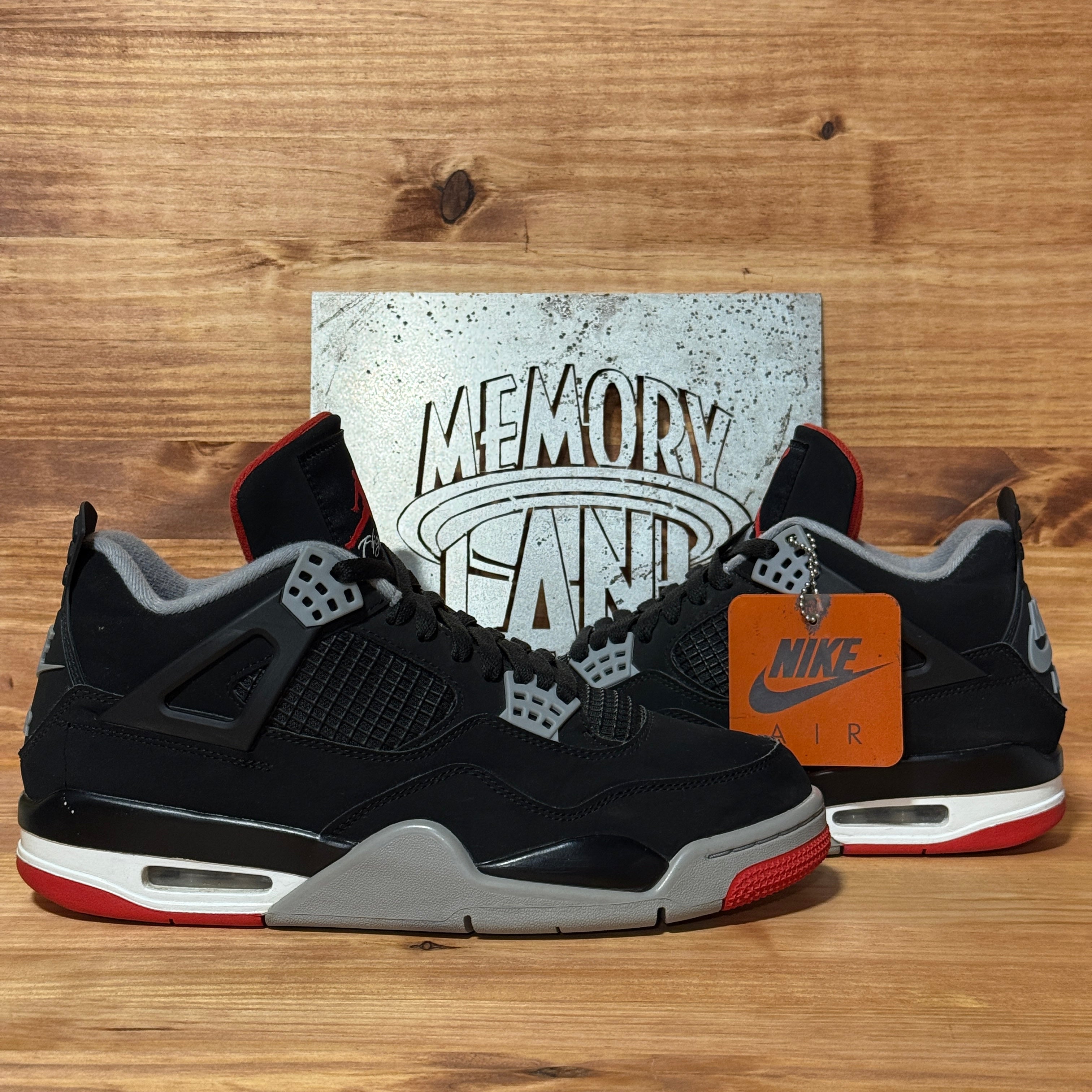 Jordan 4 Retro Bred (2019)